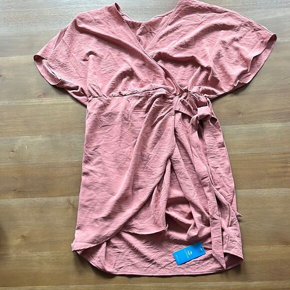 BNWT Women's Mini Wrap Dress - Cupshe- M - Picture 1 of 6